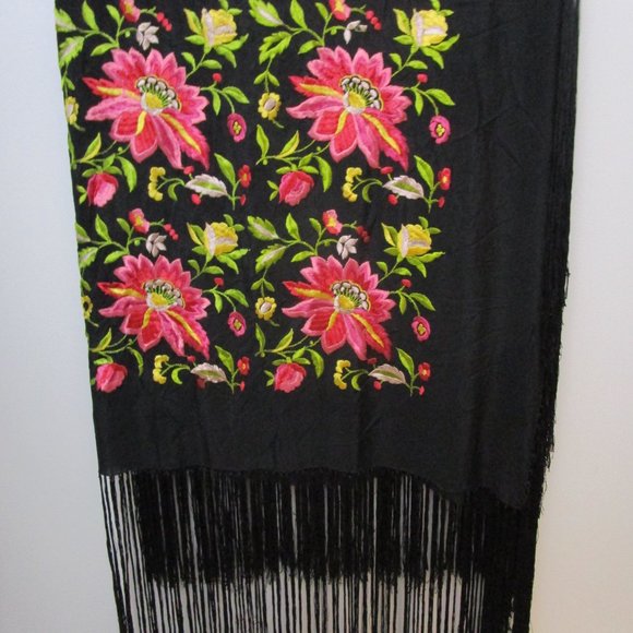 1920s Knotted Fringe Silk Shawl Piano Scarf Black Fuchsia Pink Flowers - Picture 8 of 10